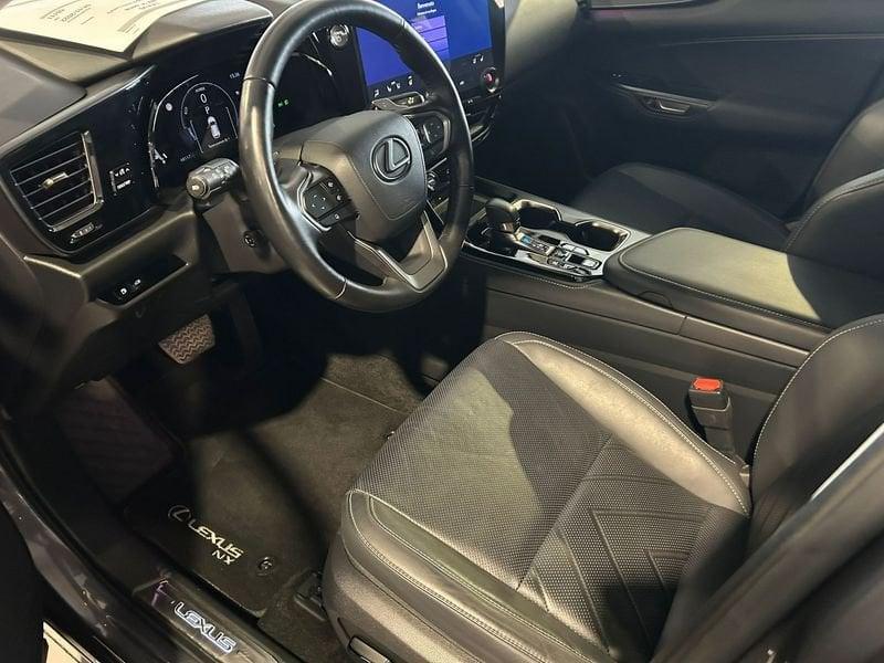 Lexus NX Plug-in Luxury 4WD MY22