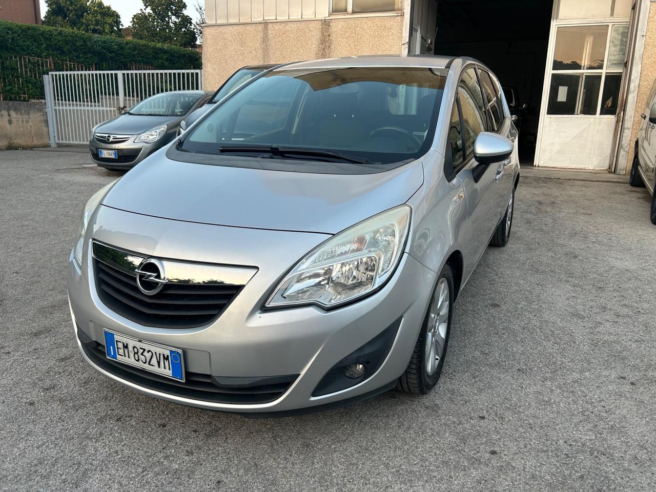 Opel Meriva 1.3 CDTI 95CV ecoFLEX Cosmo