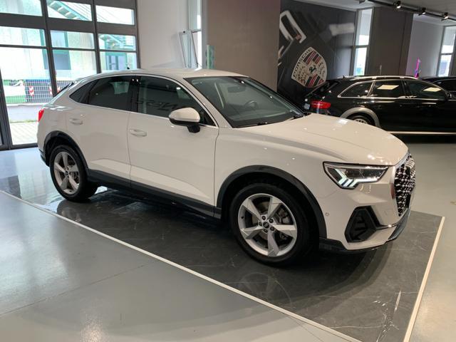 AUDI Q3 SPB 45 TFSI e-tron S tronic Business Plus