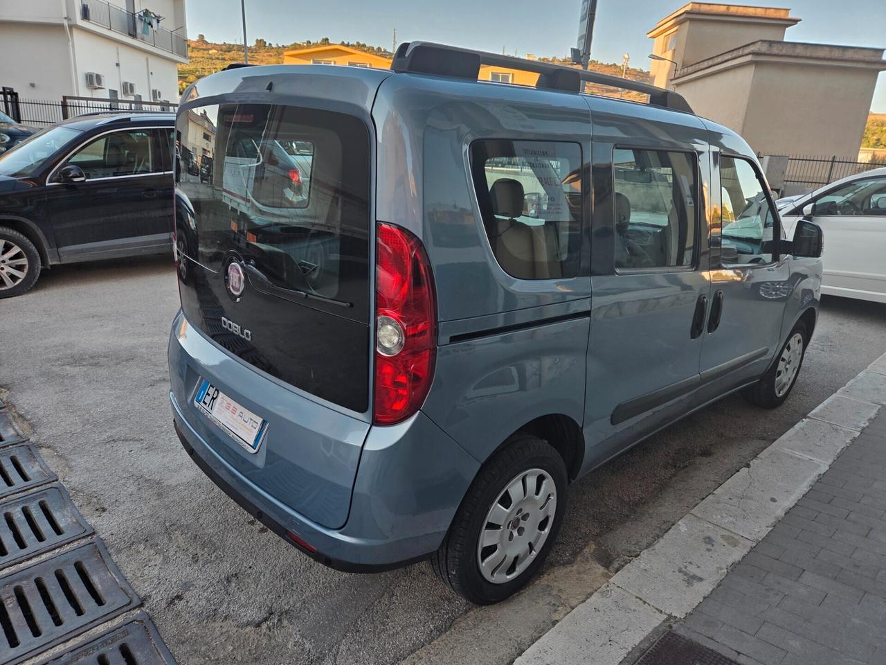 FIAT DOBLO 1.6 DIESEL 5 POSTI ANNO 2013 KM CERTIFICATI