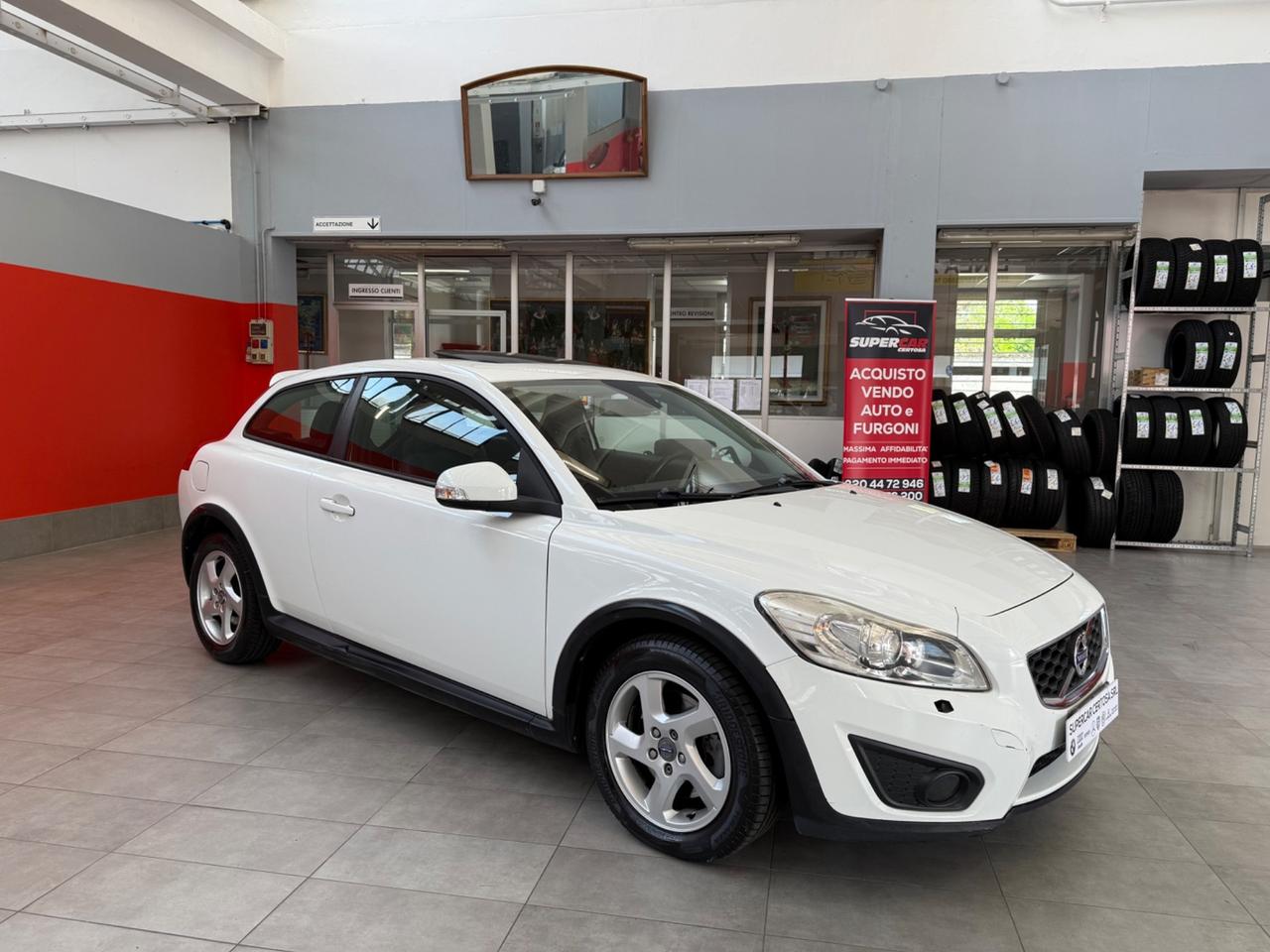 Volvo C30 D4 Geartronic Momentum