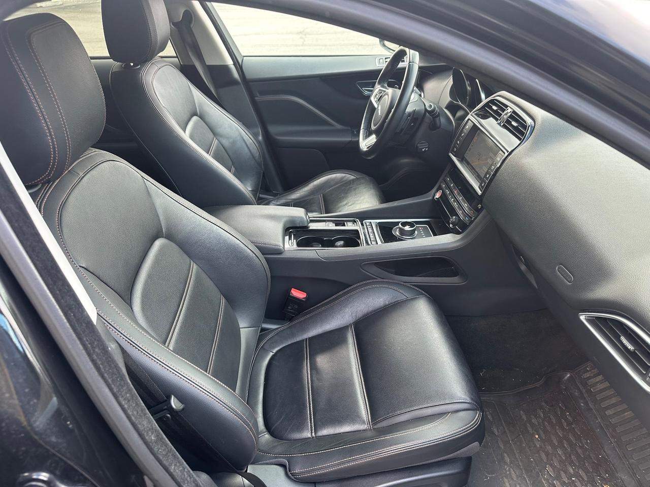 Jaguar F-Pace 2.0 D 240 CV AWD aut. Portfolio