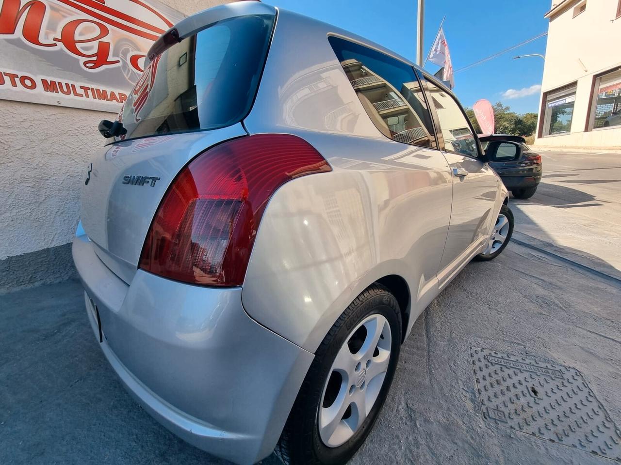 Suzuki Swift 1.3 DDiS 3p. GL