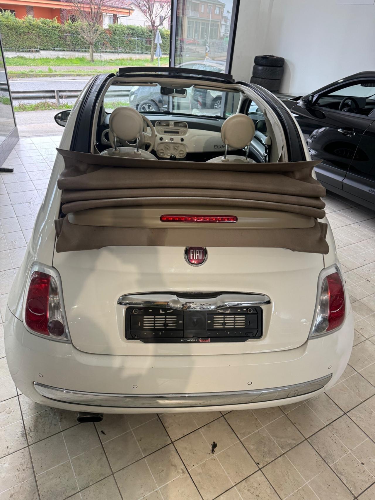 Fiat 500 C 0.9 TwinAir Turbo Lounge