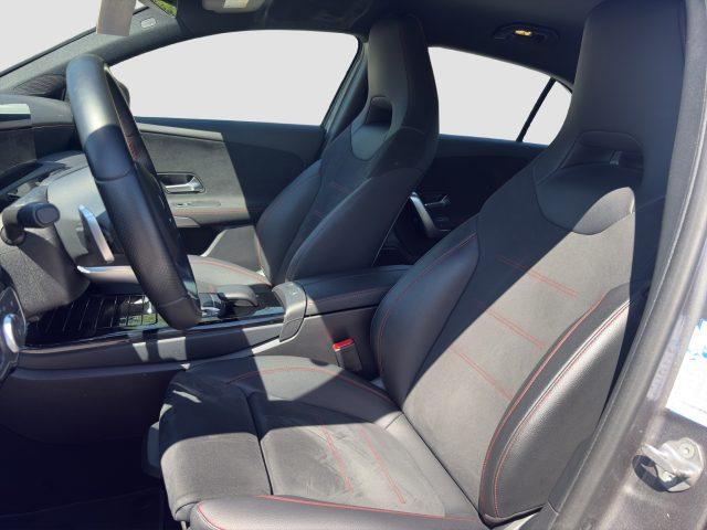 MERCEDES-BENZ A 180 A 180 d Automatic Premium