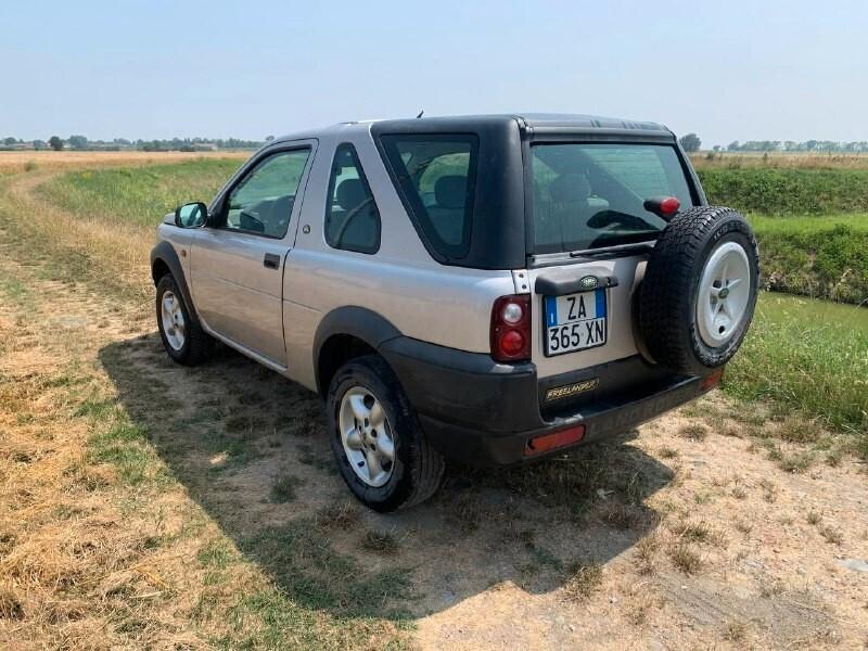 Land Rover Freelander 2.0 TD cat 3p. Hardback