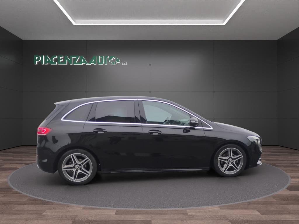 MERCEDES-BENZ B 180 PREMIUM..AMG..NAVI.LED.PELLE.