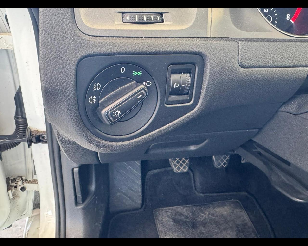 VOLKSWAGEN Golf 7ª serie - Golf 1.4 TGI 5p. Trendline BlueMotion