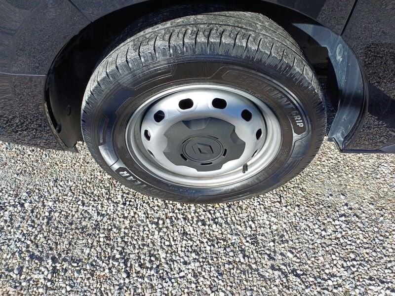 Renault Trafic Trafic T30 2.0 dci 150cv energy L2H1 EDC Advance