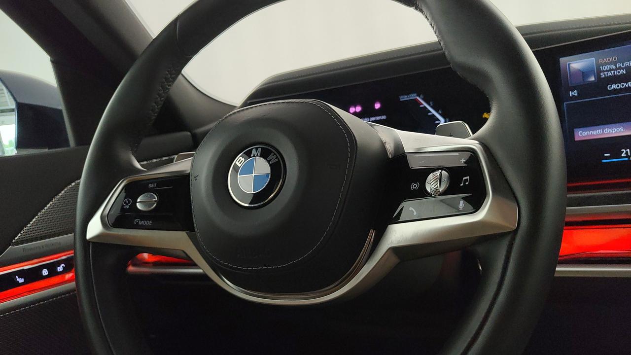 BMW Serie 7 G70 - 740d mhev xdrive MSport auto