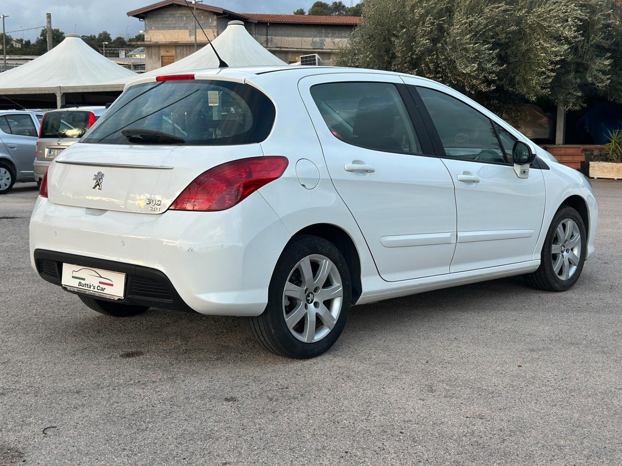 Peugeot 308 1.6 8V e-HDi 115CV Stop&Start 5p. Access