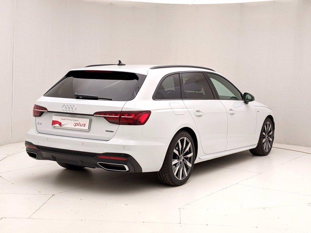 AUDI A4 Avant 40 TDI quattro S tronic S line edition del 2022