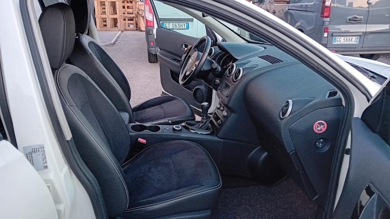 Nissan Qashqai 2.0 dCi DPF 4WD aut. Tekna
