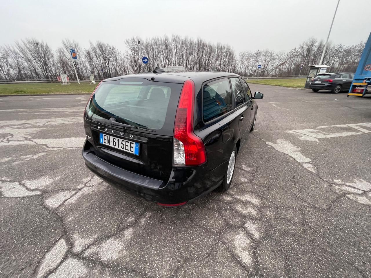 Volvo V50 1.6 D DRIVe cat R-Design