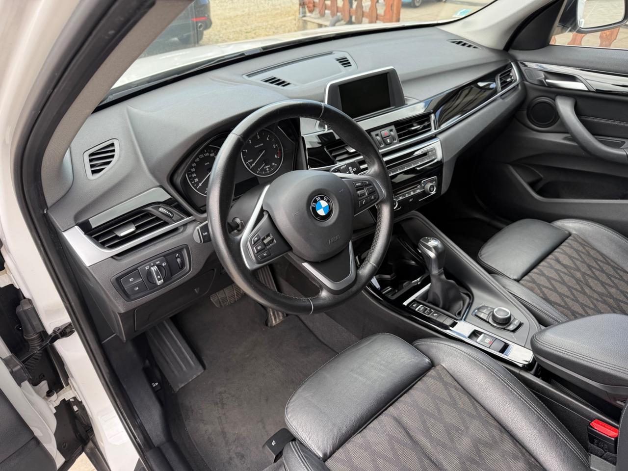 Bmw X1 sDrive 18d x Line 2016