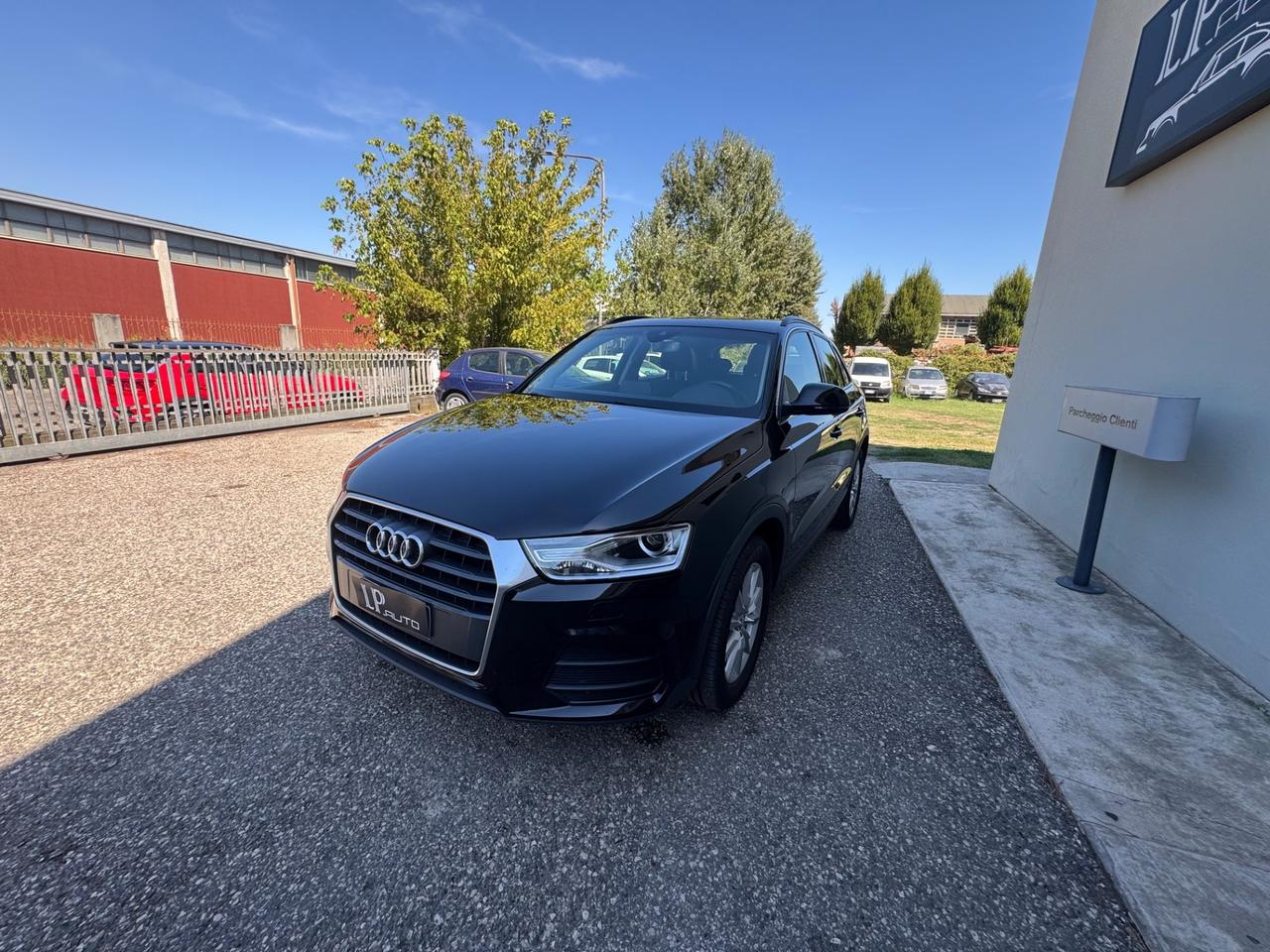 Audi Q3 2.0 TDI 120 CV Design