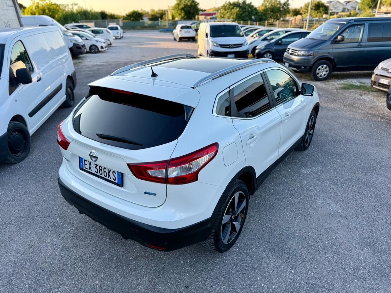 Nissan Qashqai 1.5 dCi Tekna NEOPATENTATI