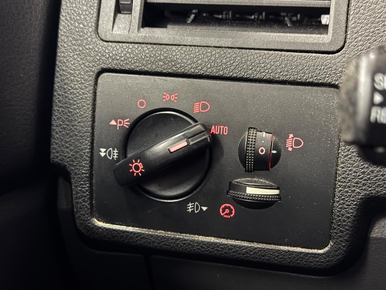 Ford C-Max 1.6 TDCi 90 CV Titanium