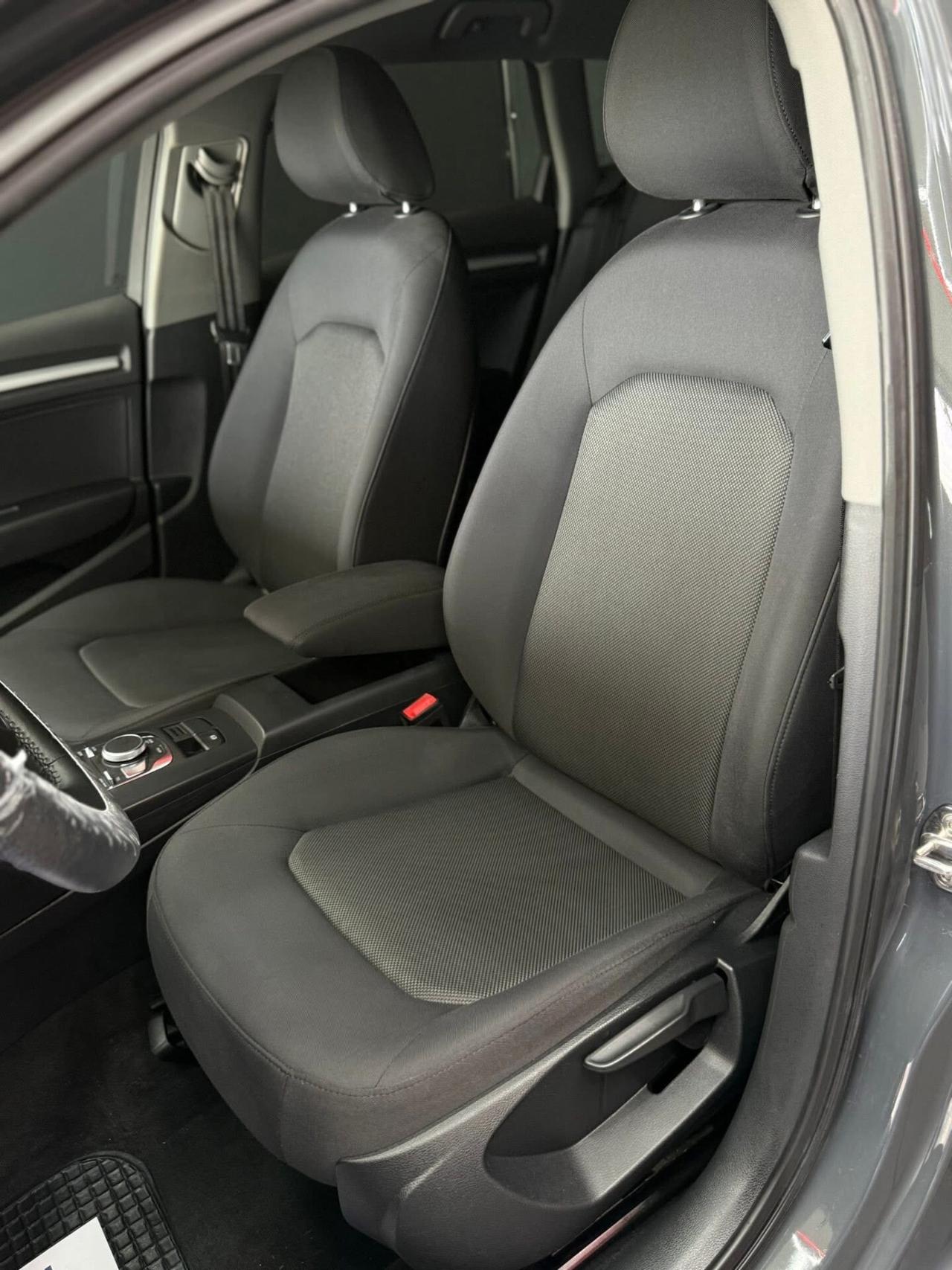 Audi A3 SPB 30 g-tron S tronic IDENTITY BLACK 2019