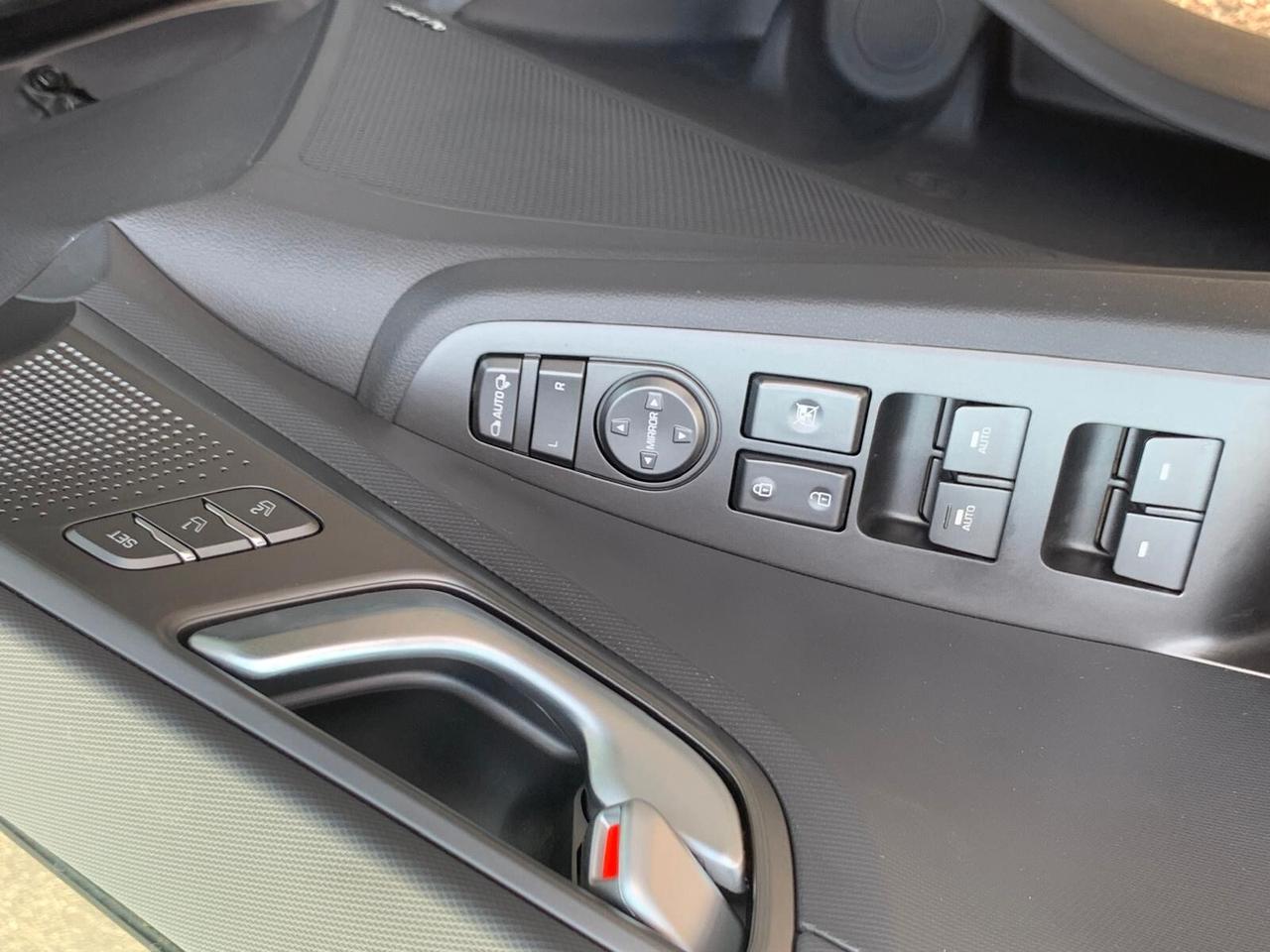 Hyundai Ioniq 1.6 Plug-in Hybrid DCT Prime