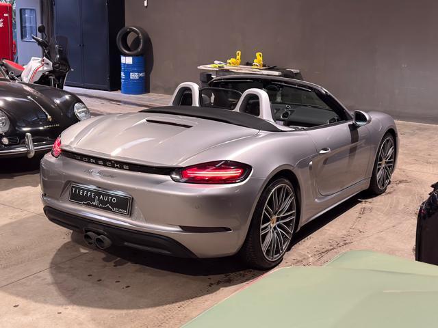 PORSCHE 718 Spyder 2.0