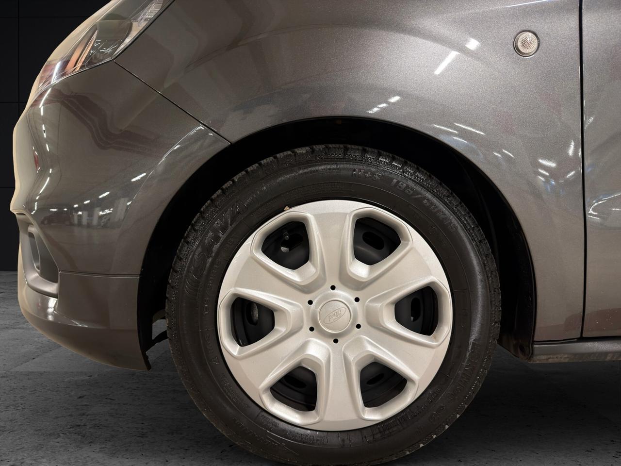 Ford Tourneo Courier 1.5 TDCI 100 CV S&S Plus