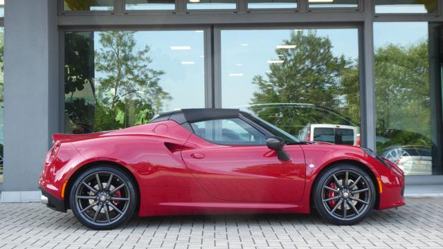 ALFA ROMEO 4C 1750 TBi Spider