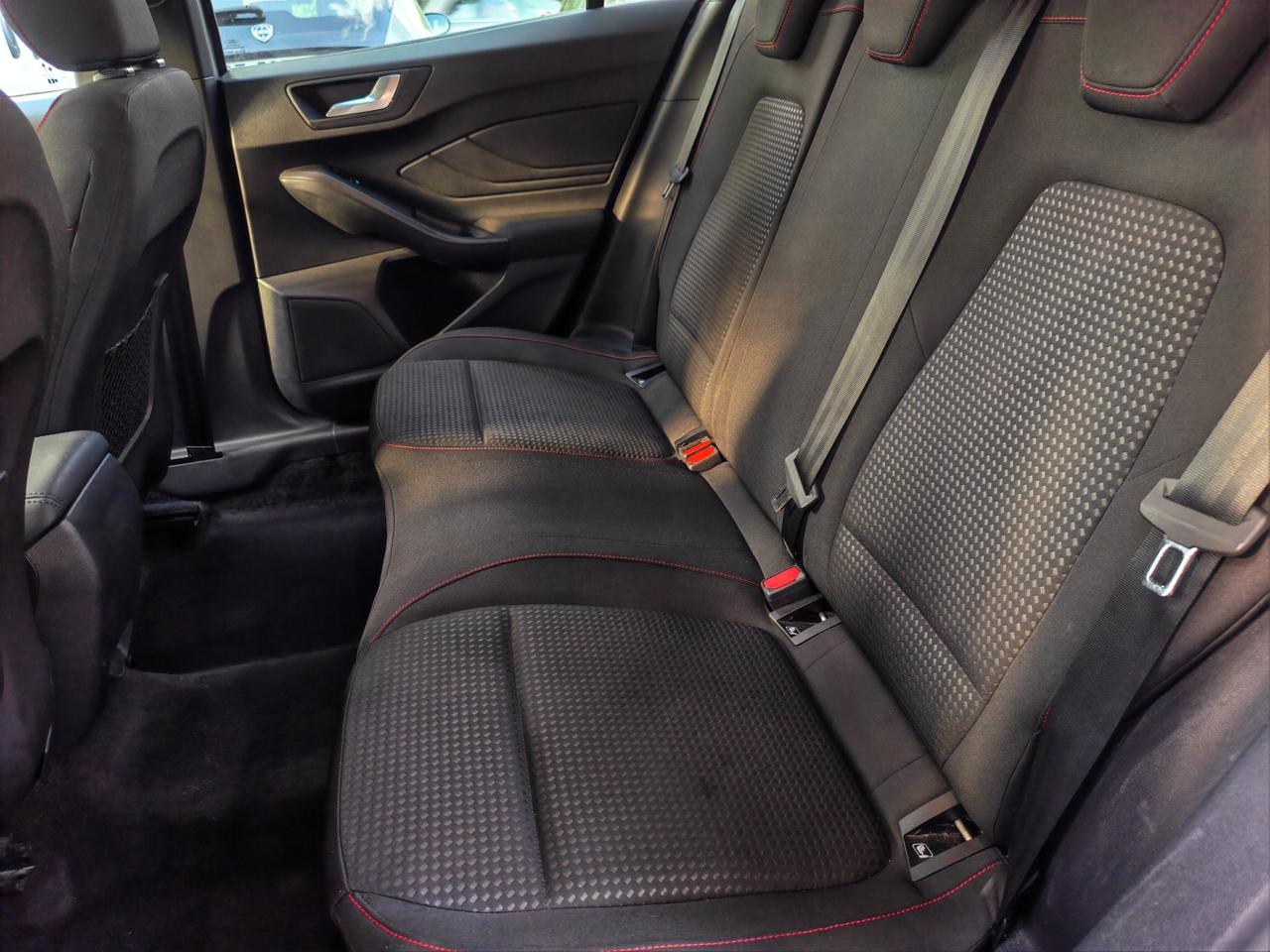 Ford Focus Hybrid ST-Line PREZZO REALE!