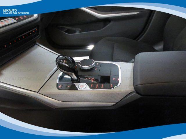 BMW 318 D Business Advantage AUT EU6