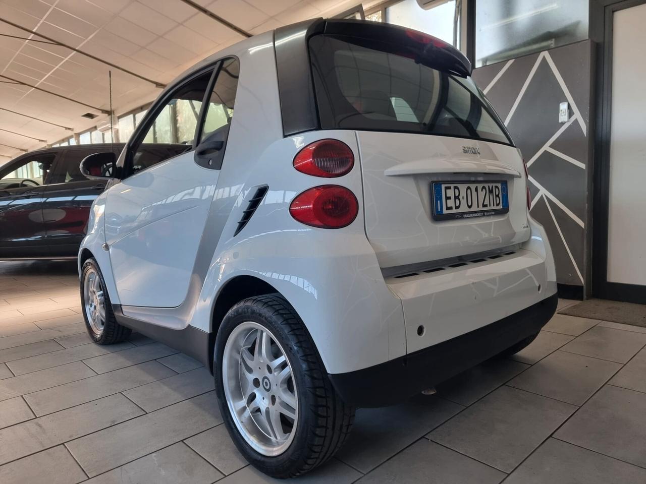 Smart ForTwo 800 passion cdi NEOPATENTATI