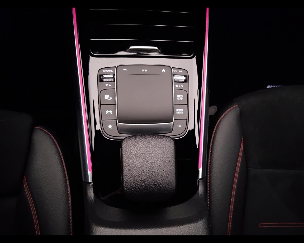Mercedes-Benz GLA-H247 2020 - GLA 220 d Premium 4matic auto