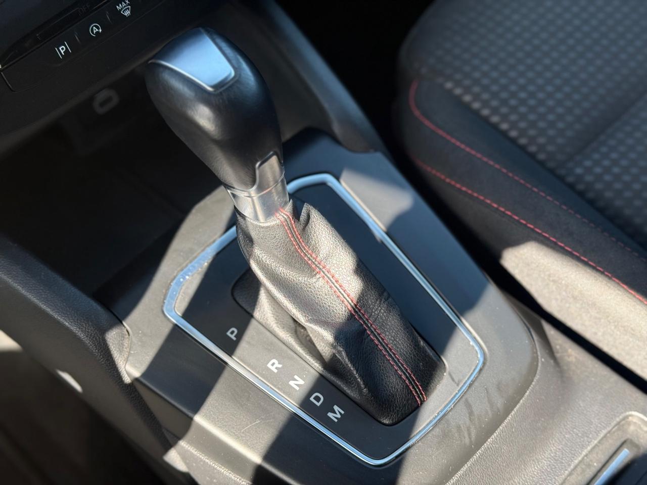 Ford Focus 1.0 EcoBoost Hybrid 155cv Powershift SW ST-line