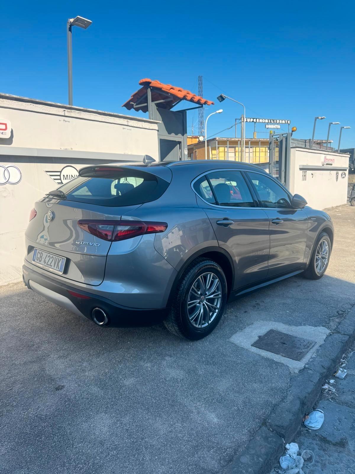 Alfa Romeo Stelvio 2020 2.2 t Super rwd 160cv auto