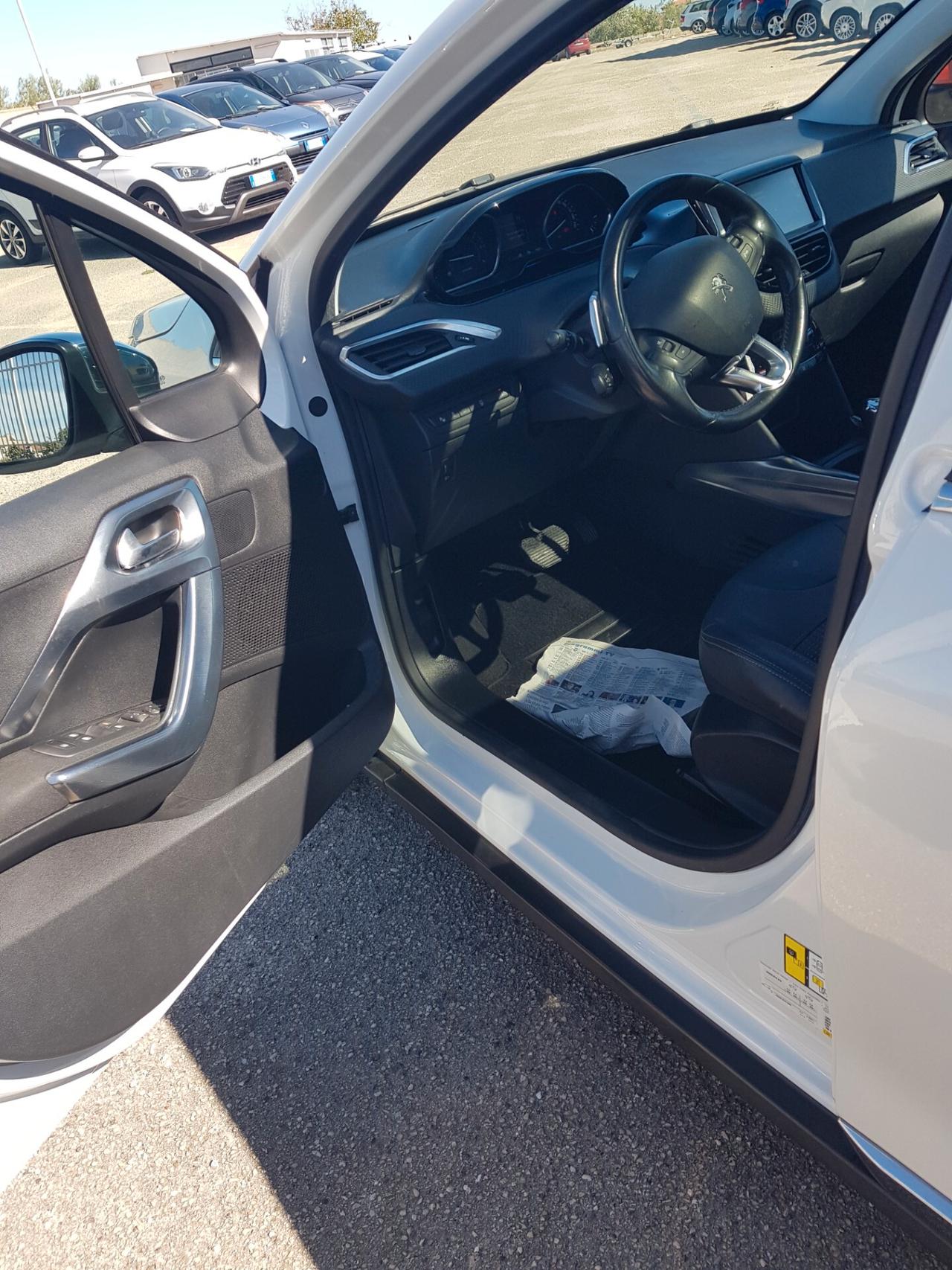 Peugeot 2008 PureTech 82 ETG5 S&S Allure
