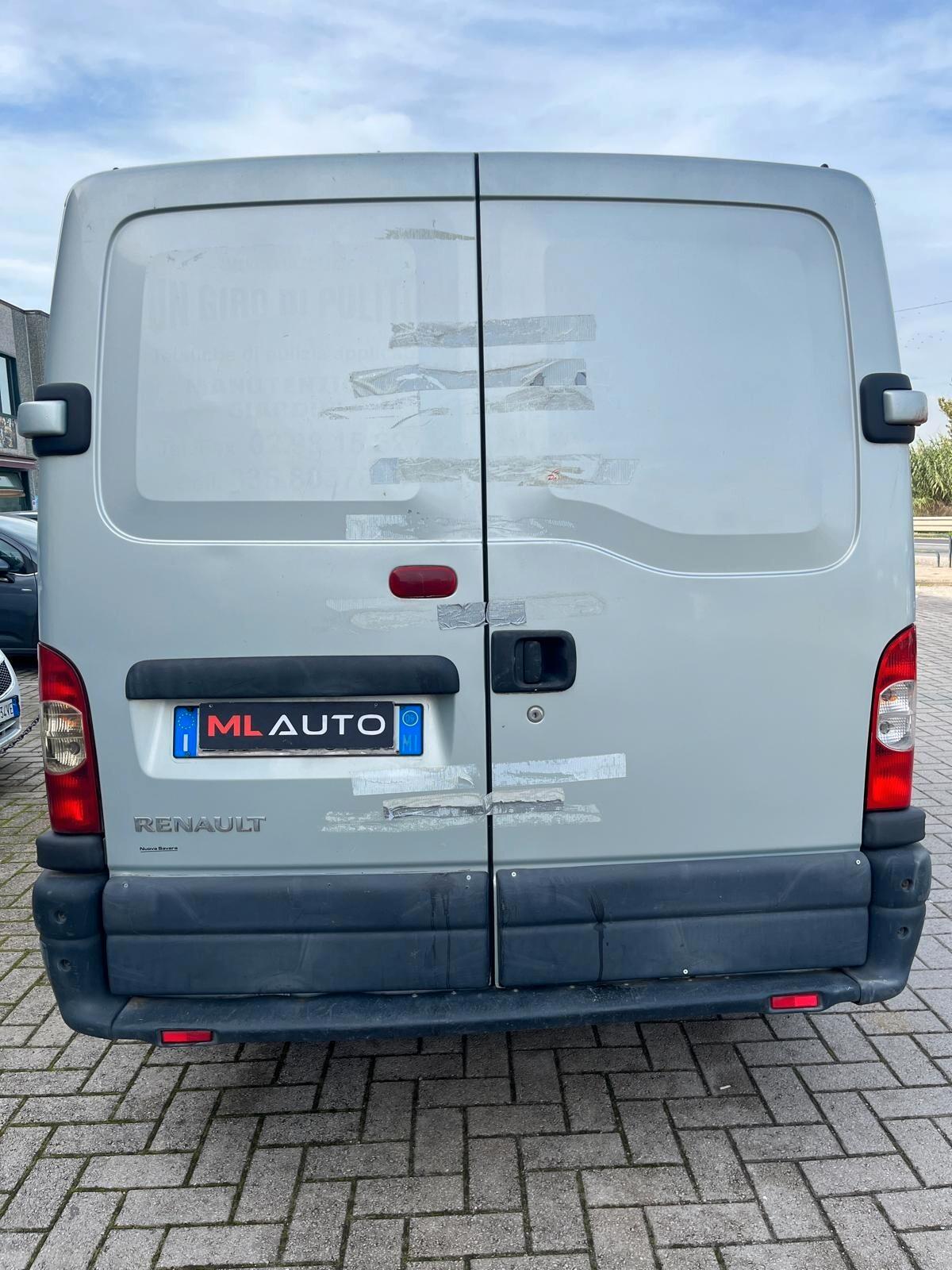 Renault Master 2.5 dCi lamierato