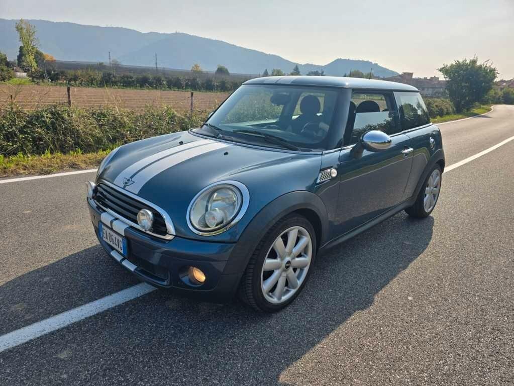 MINI 1,6 BENZINA- ABBEY ROAD- OK NEOPATENTATI