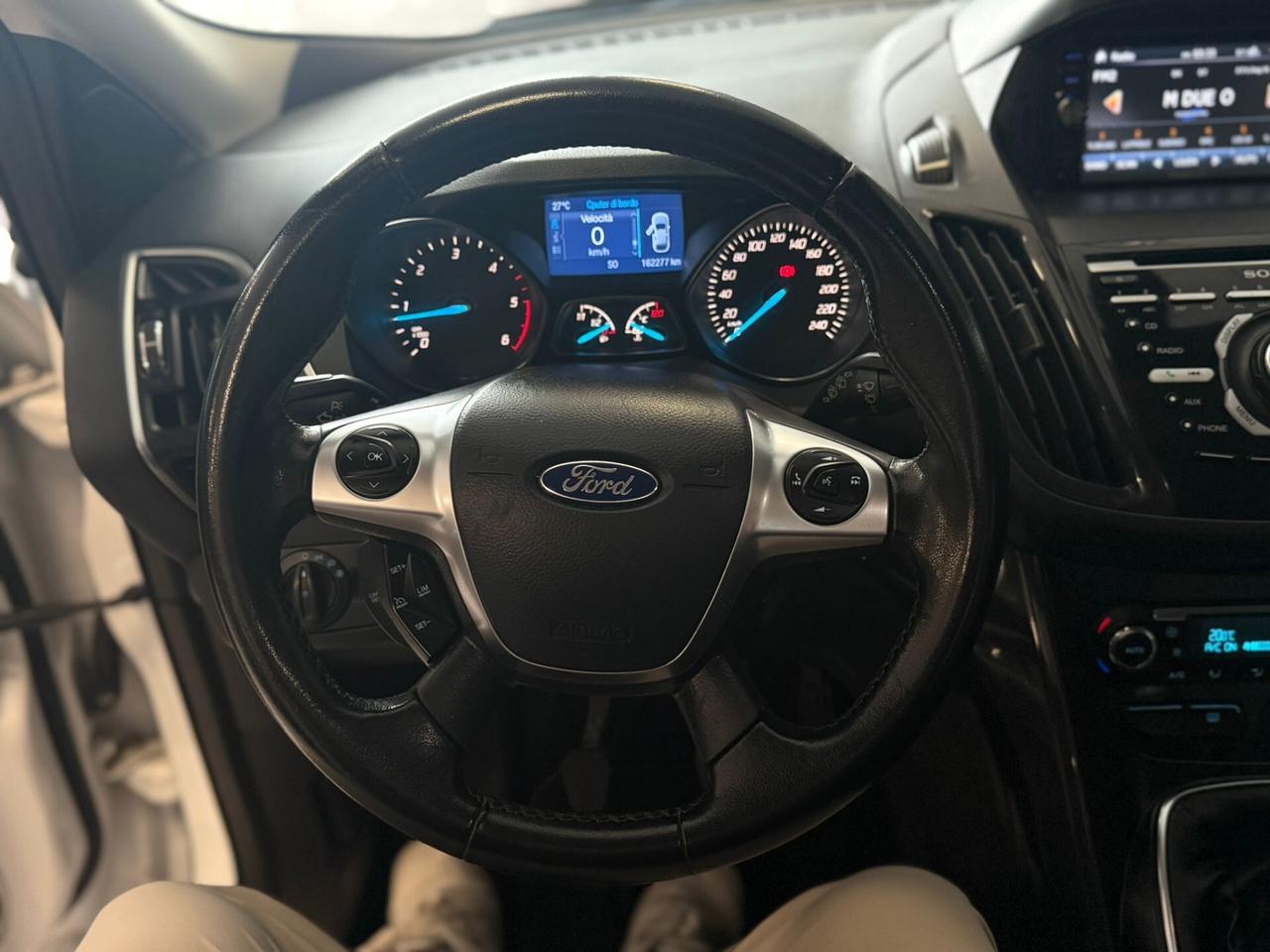 Ford Kuga 2.0 TDCI 150 CV S&S 4WD Titanium