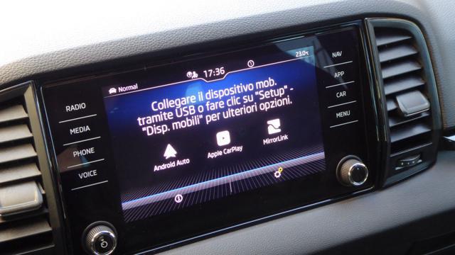 SKODA Karoq 1.6 TDI SCR DSG SportLine