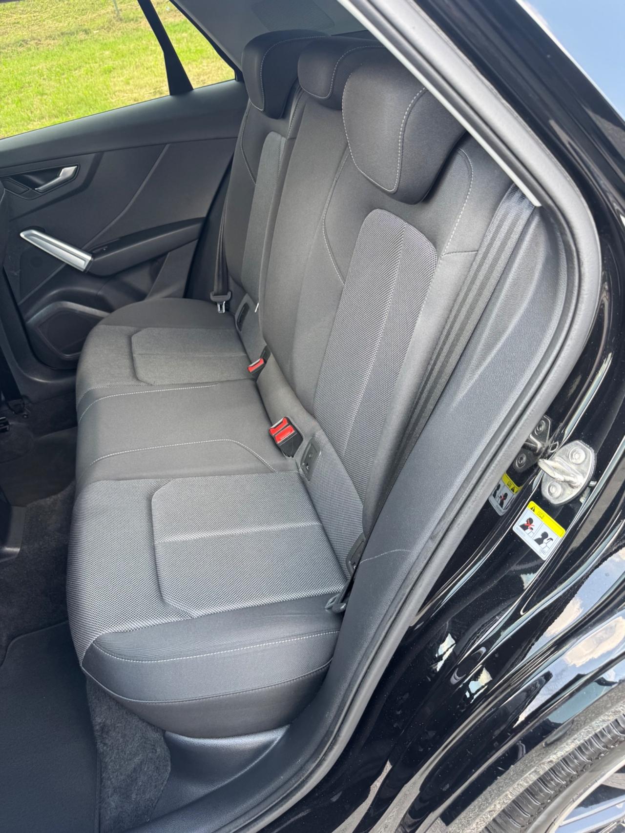 Audi Q2 35 TDI DSG S-line Manutenzione completa!!!