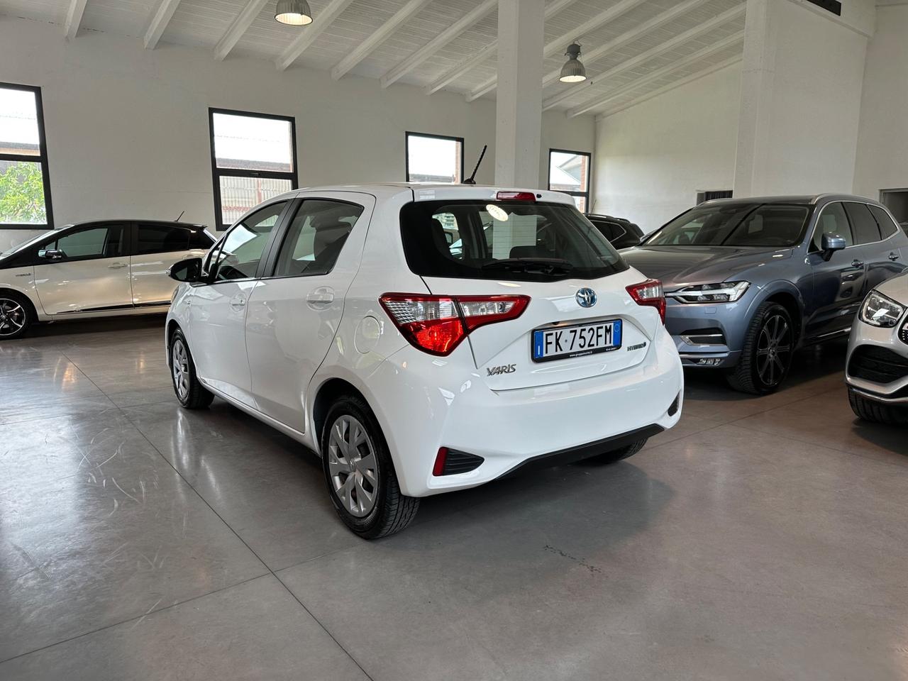 Toyota Yaris 1.5 Hybrid 5 porte Active