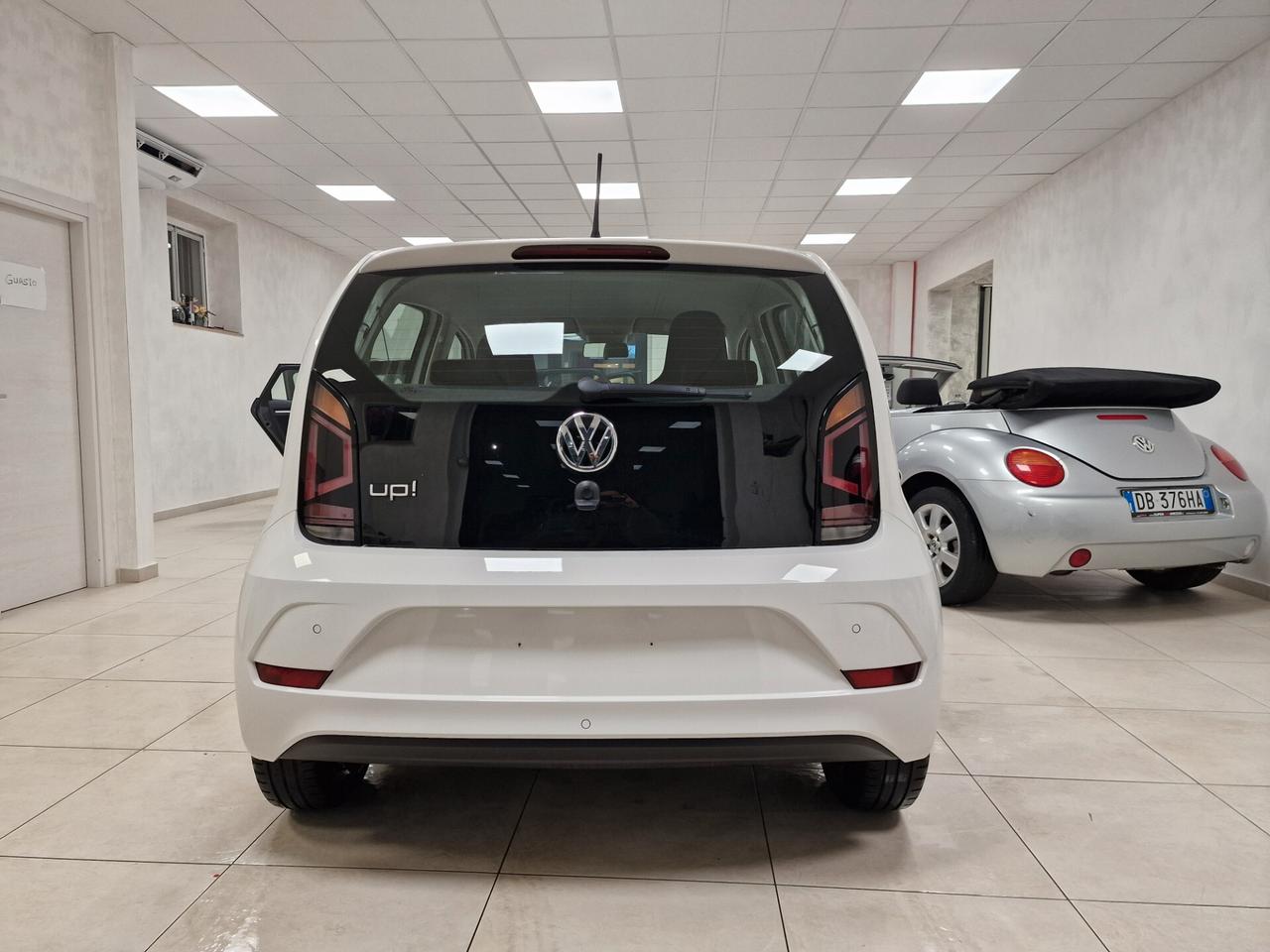Volkswagen up! 1.0 5p. move up!