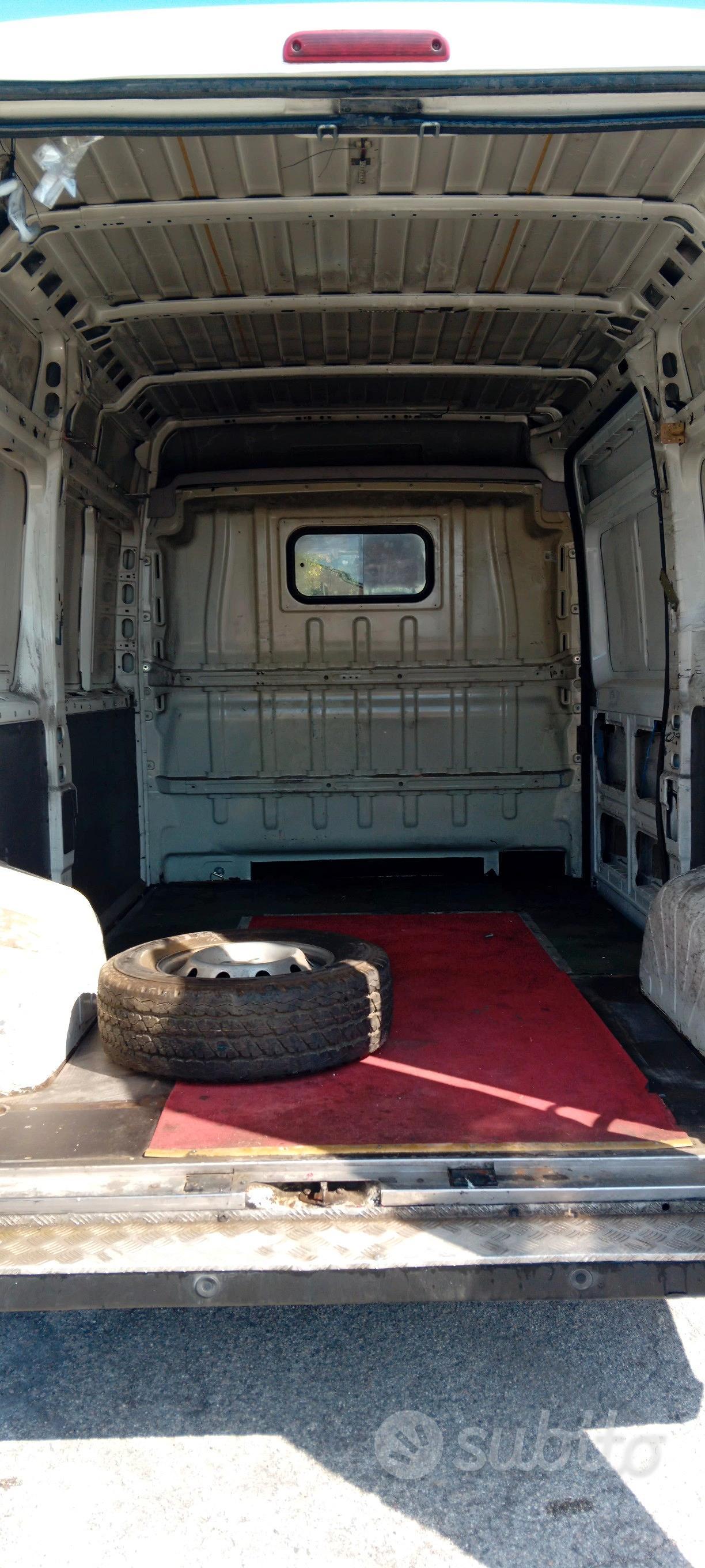 Peugeot boxer DIESEL E METANO 2011