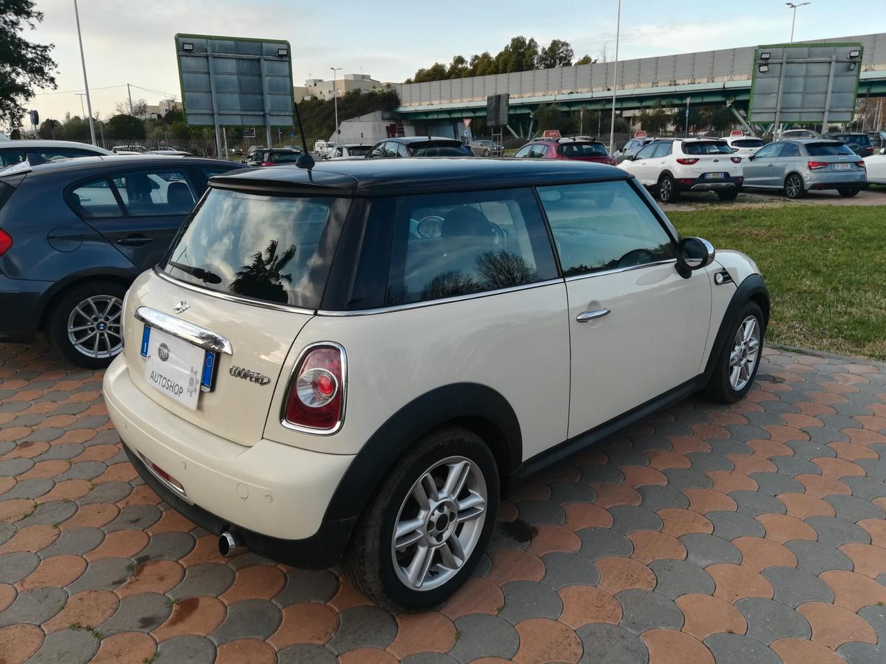 Mini Mini 1.6 16V Cooper D