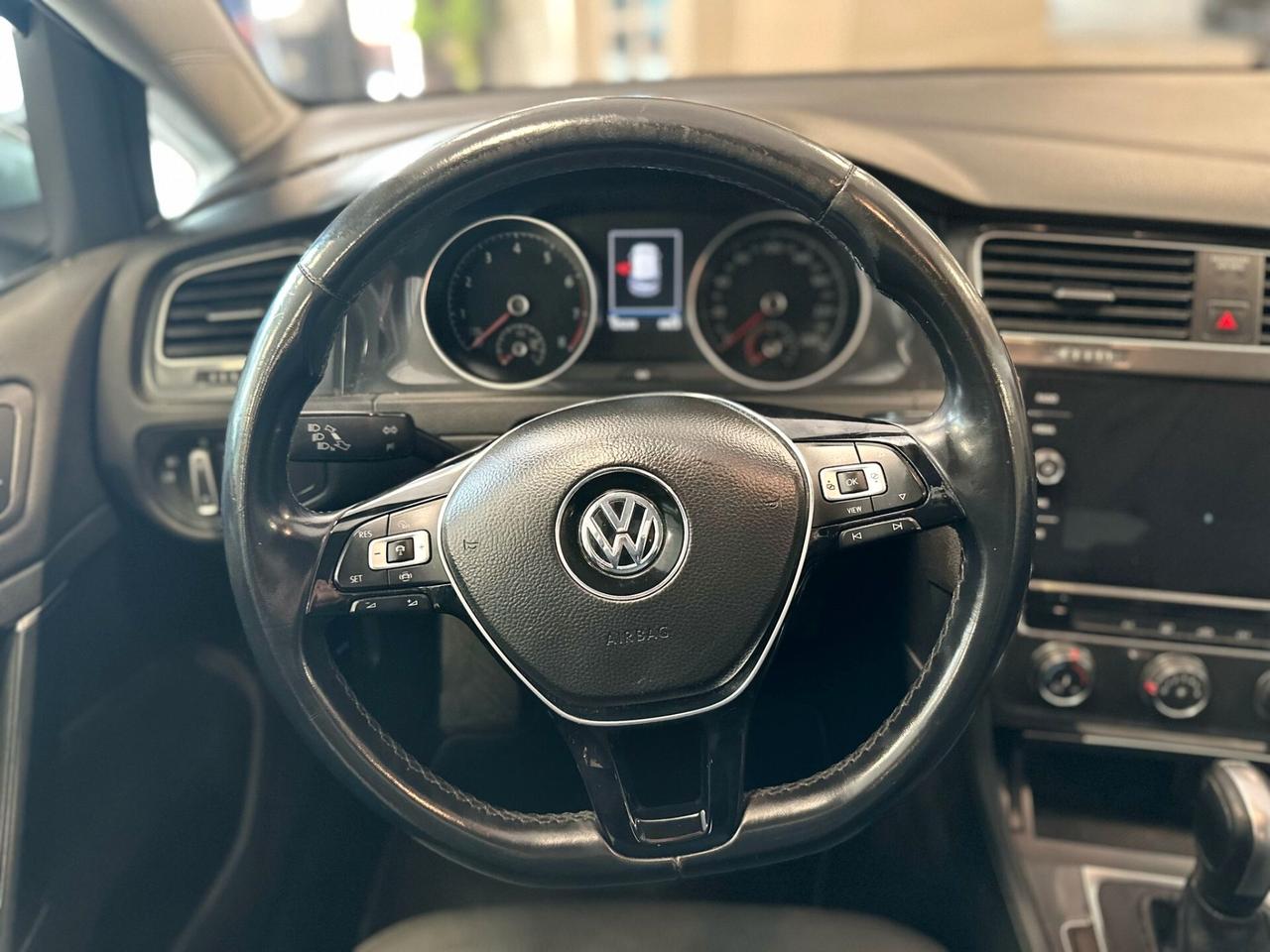 Volkswagen Golf Variant 1.5 TGI DSG Style