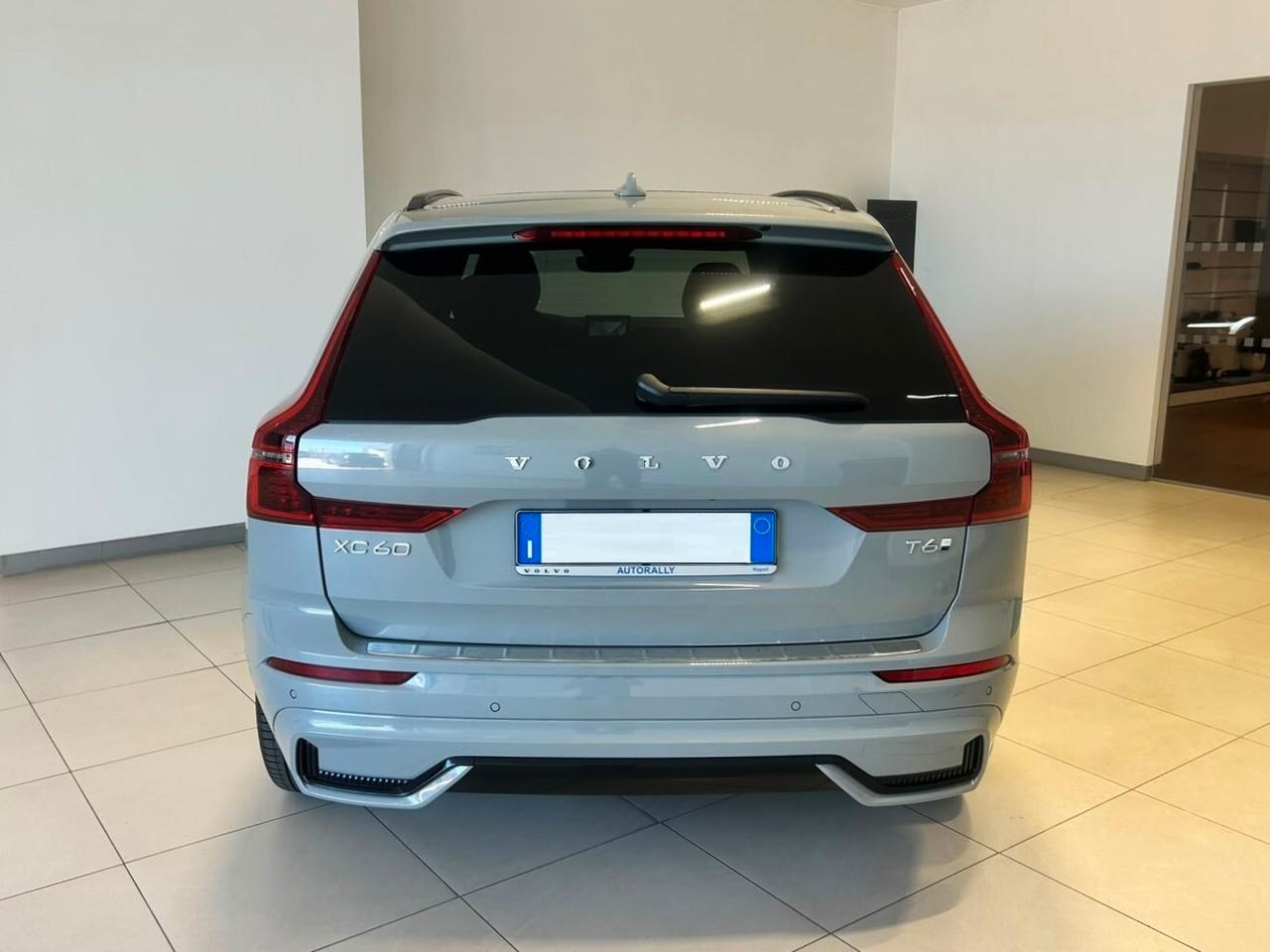 Volvo XC 60 T6 Plug-in hybrid AWD auto Ultra Dark