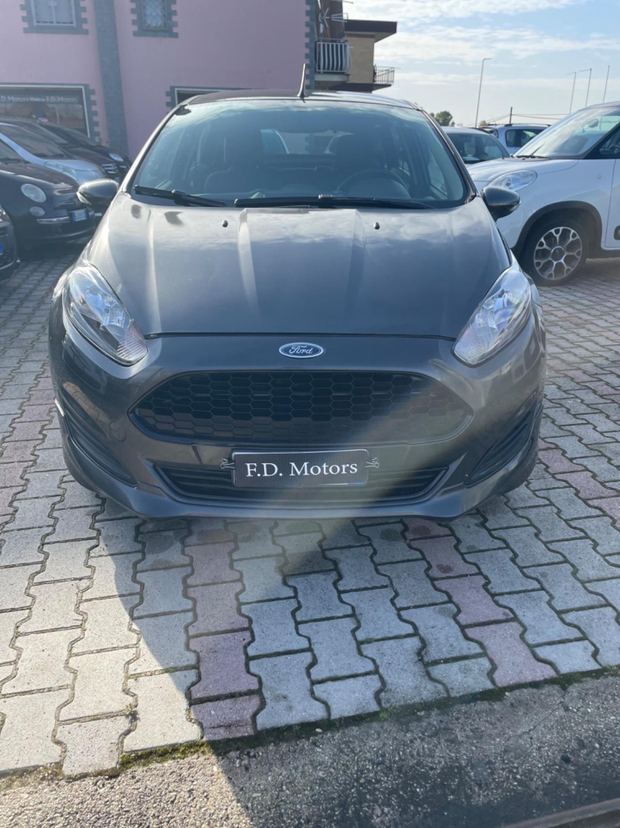 Ford Fiesta 1.2 60CV 5 porte Titanium