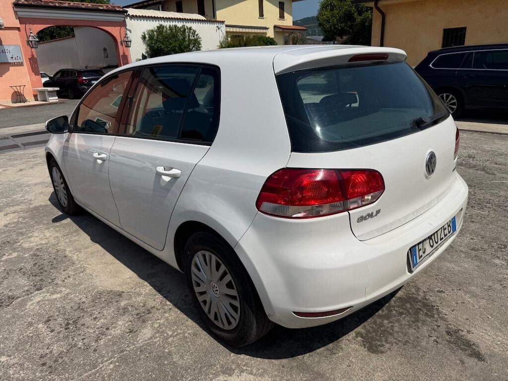 Volkswagen Golf 1.6 5p. Trendline GPL