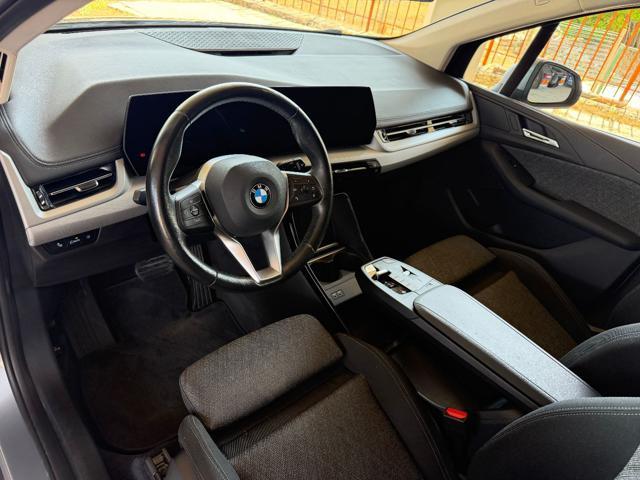 BMW 220 i 48V Active Tourer
