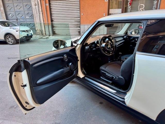 Mini Cooper 1.5 One D