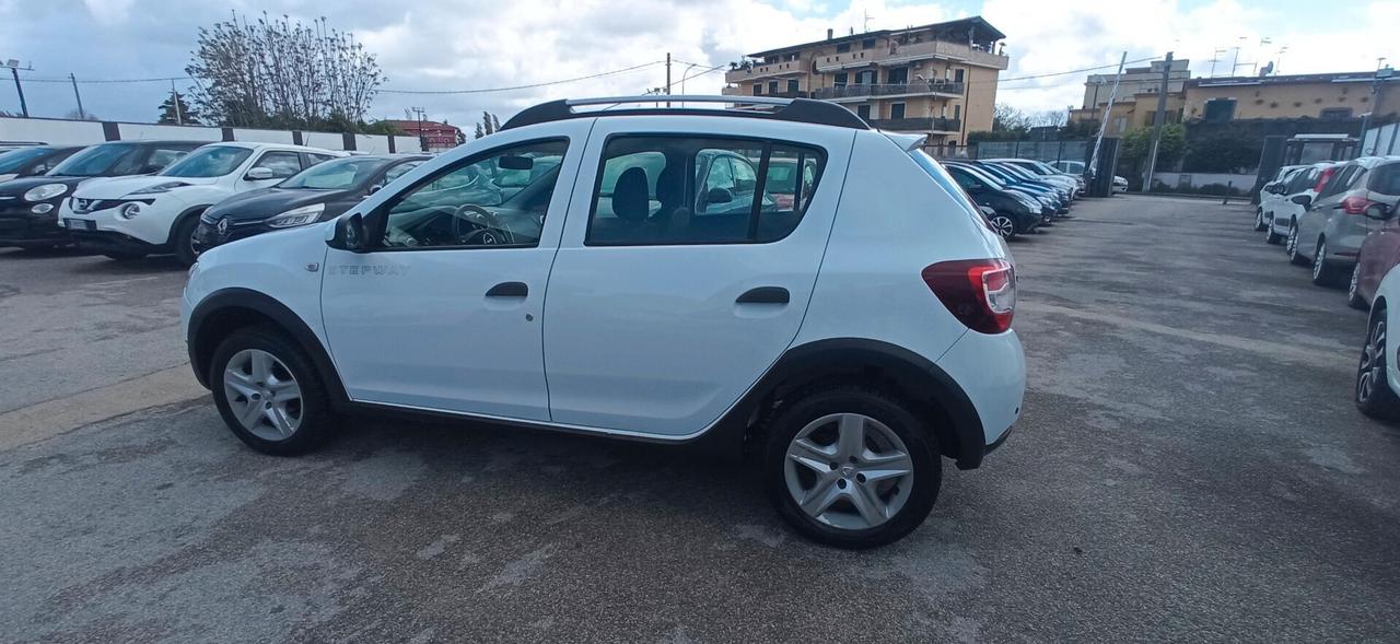 Dacia Sandero Stepway GPL DI SERIE - PRESTIGE